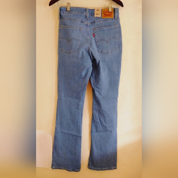 Levi's 725 High Rise Boot cut Denim Jeans - Picture 9 of 9